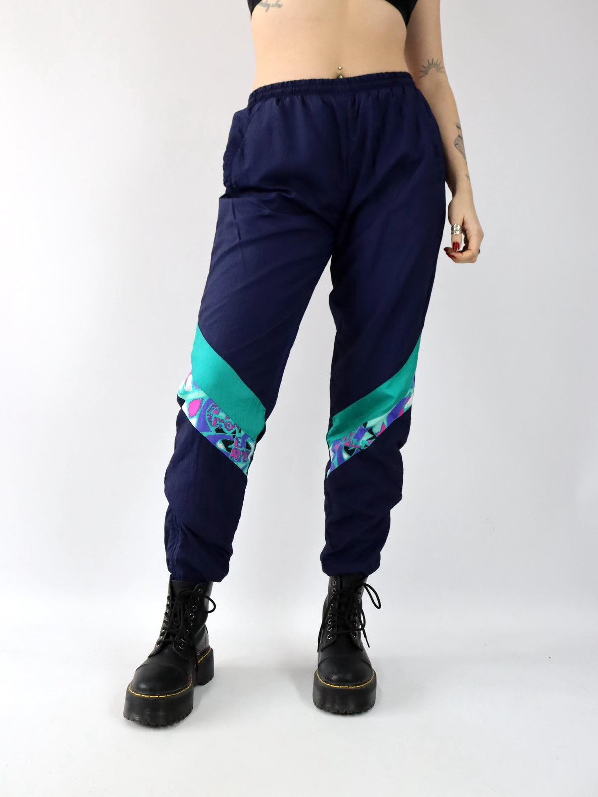 Vintage 80er 90er Trainingshose Jogginghose dunkelblau crazy pattern grün lila doppellagig M