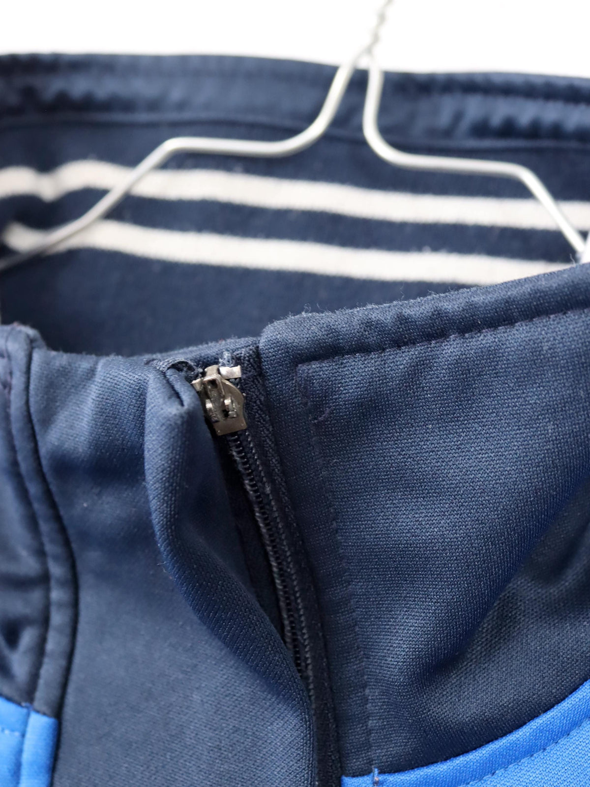 Vintage 00s Y2k ASICS Sweatshirt Jumper Blue Ponterrese 2004 M
