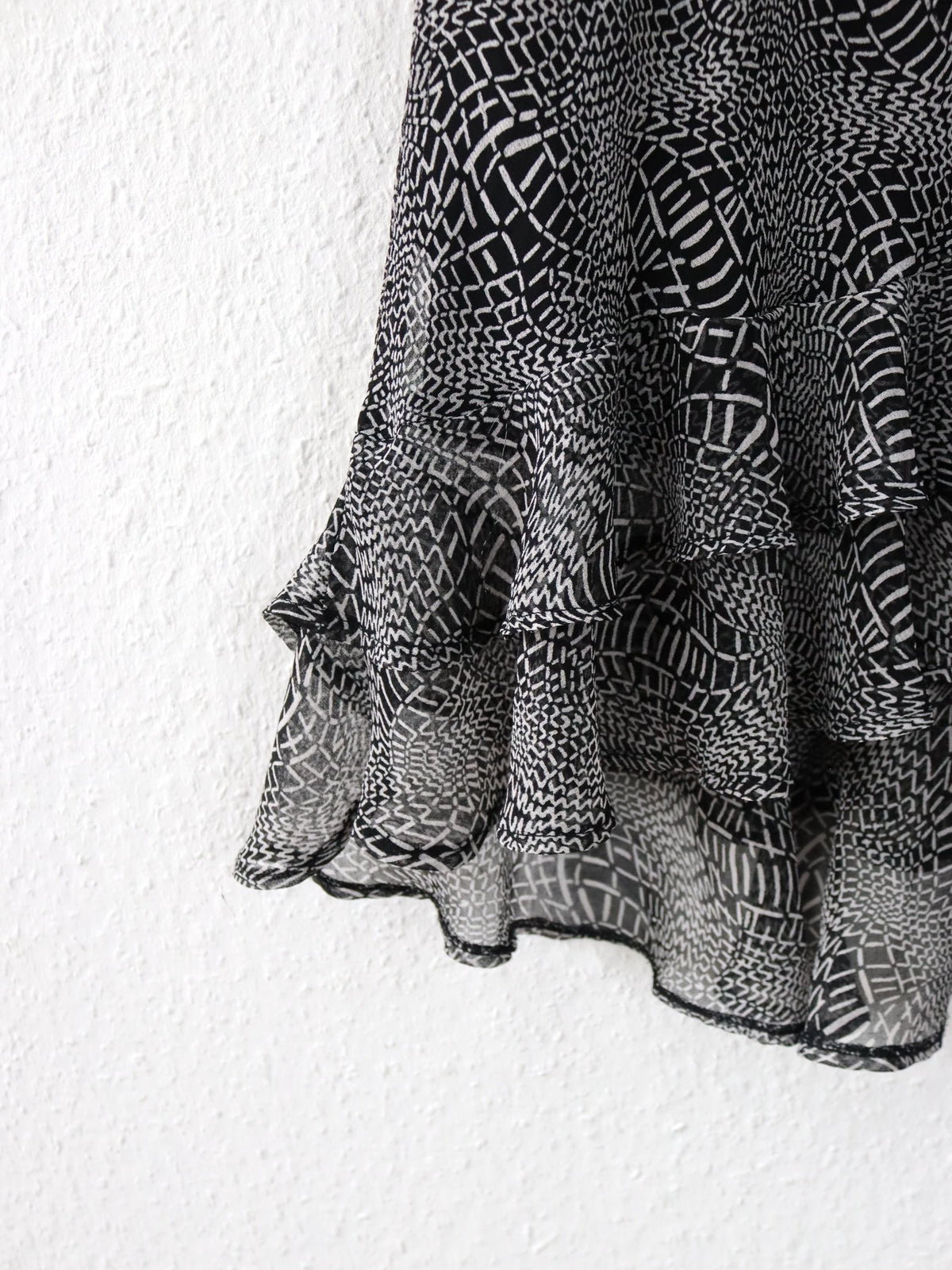 Vintage 90er 00er Y2k CANDA Midirock crazy pattern Mesh Raffung schwarz weiß 38