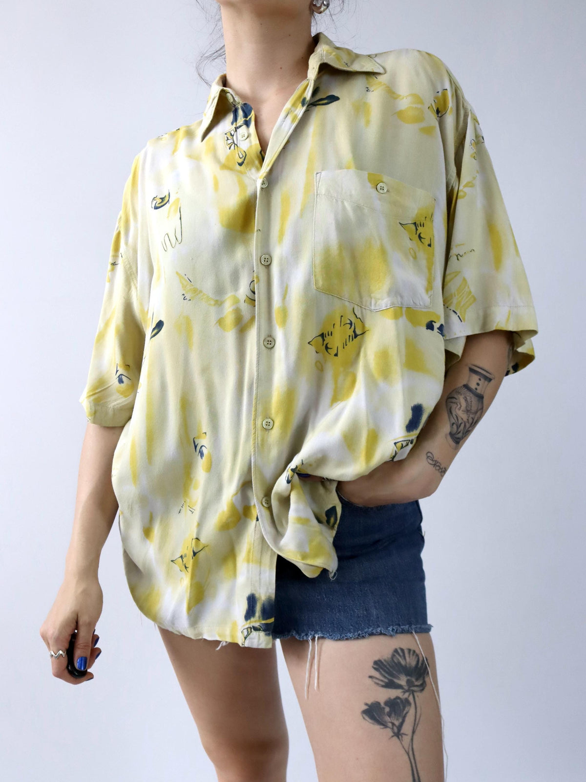 Vintage 80er 90er TRAPEZ Hemd kurzarm crazy pattern gelb Viskose L