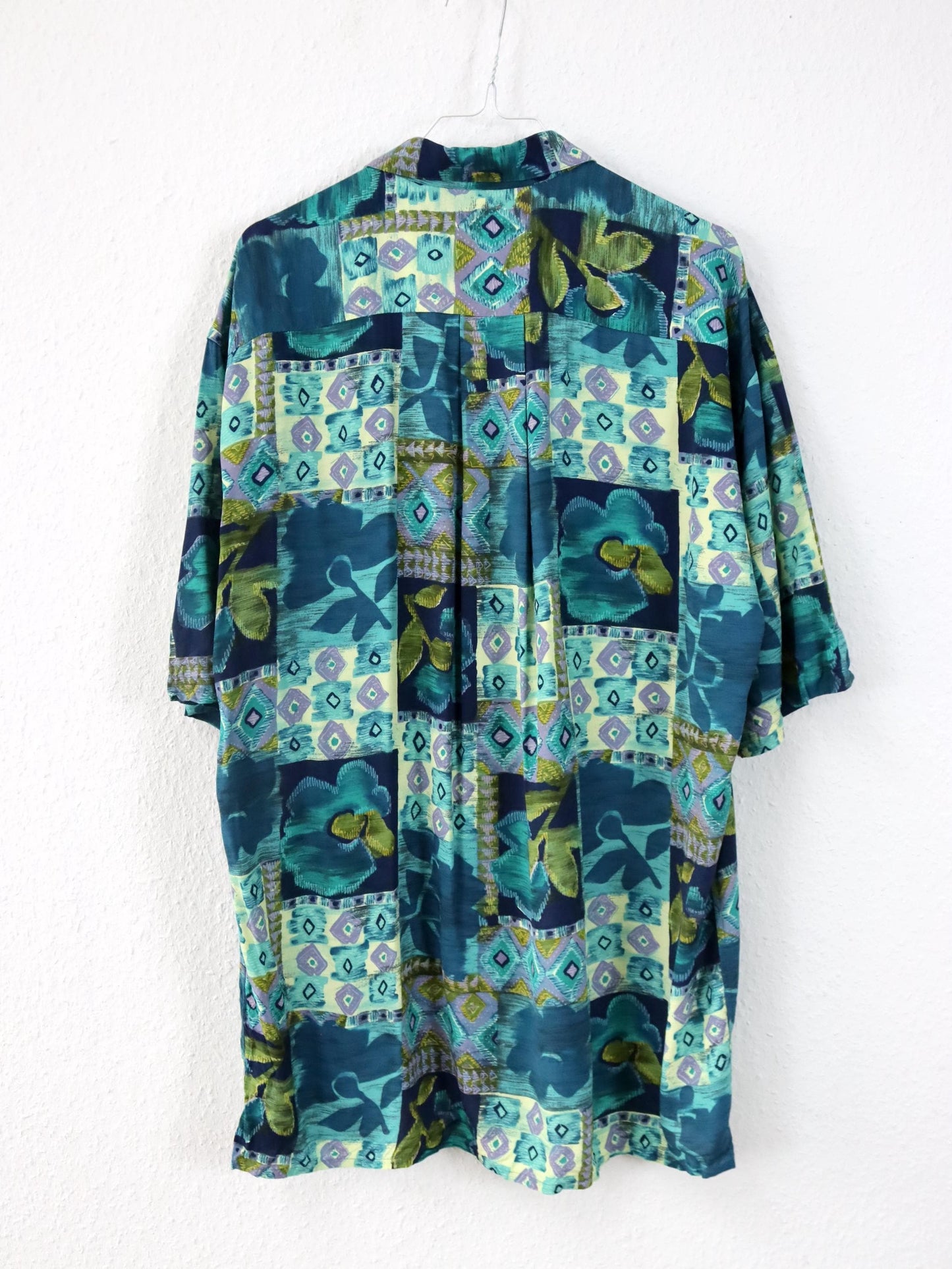Vintage 80er 90er CARLO REGONA Hemd kurzarm crazy pattern Viskose blau grün XL