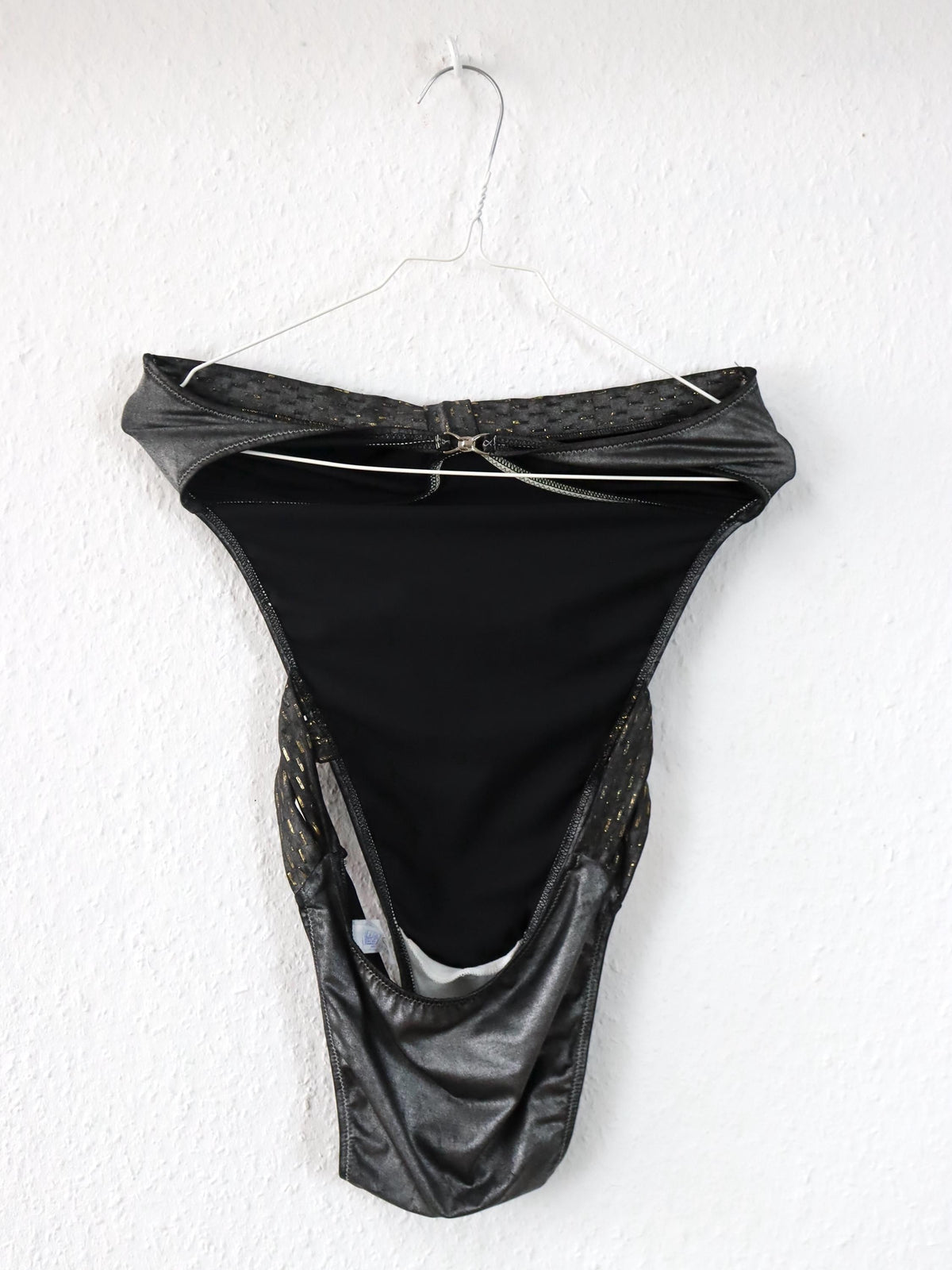Vintage 80er 90er COST Badeanzug Body Bandeau silber gold 40