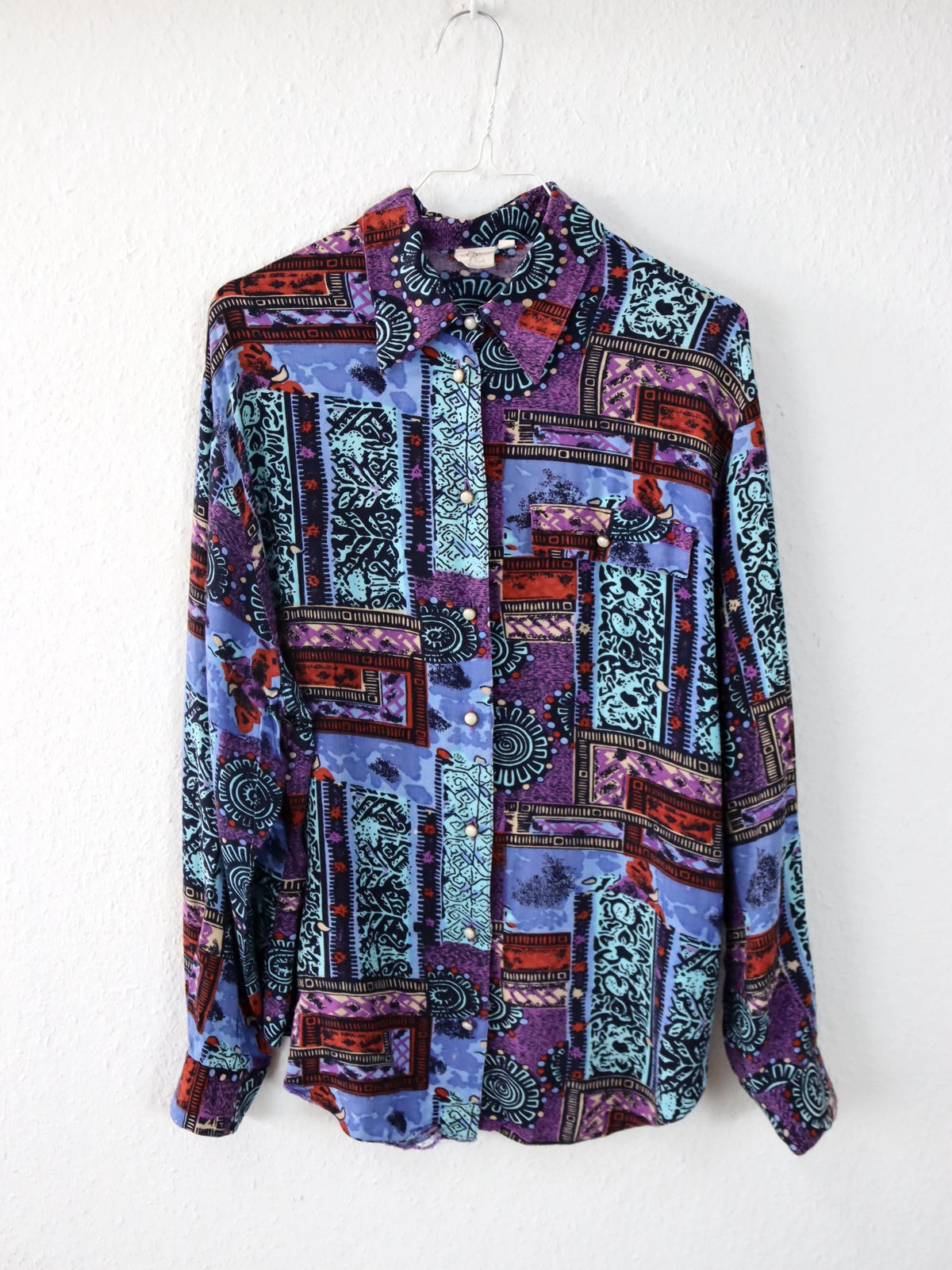Vintage 80er 90er CV Bluse langarm crazy pattern Lila blau Viskose 42