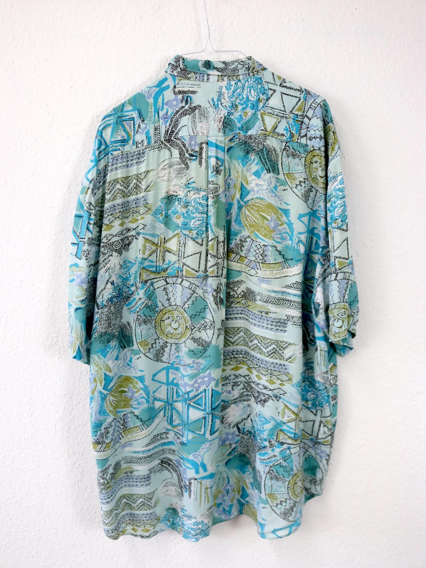 Vintage 80er 90er VIENNA Hemd kurzarm crazy pattern blau Viskose L