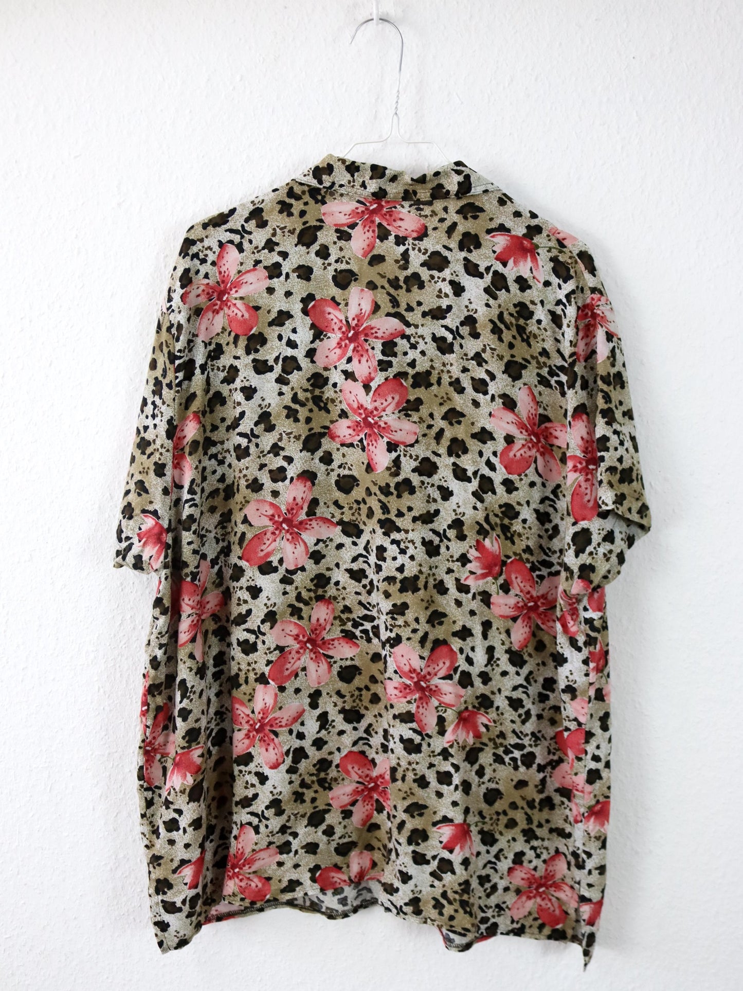 Vintage 80er 90er Bluse kurzarm crazy pattern Leoparden Blumen Viskose 40