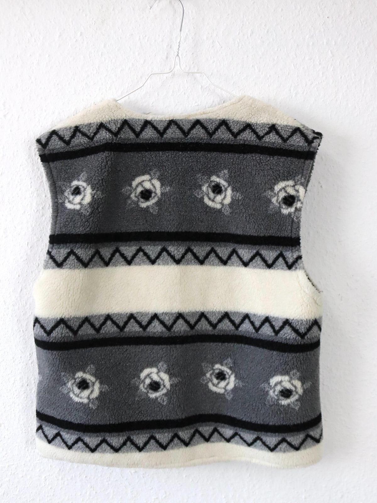 Vintage 80er 90er YOUNG FAHSION Weste Fleece Teddyfell crazy pattern 36/38