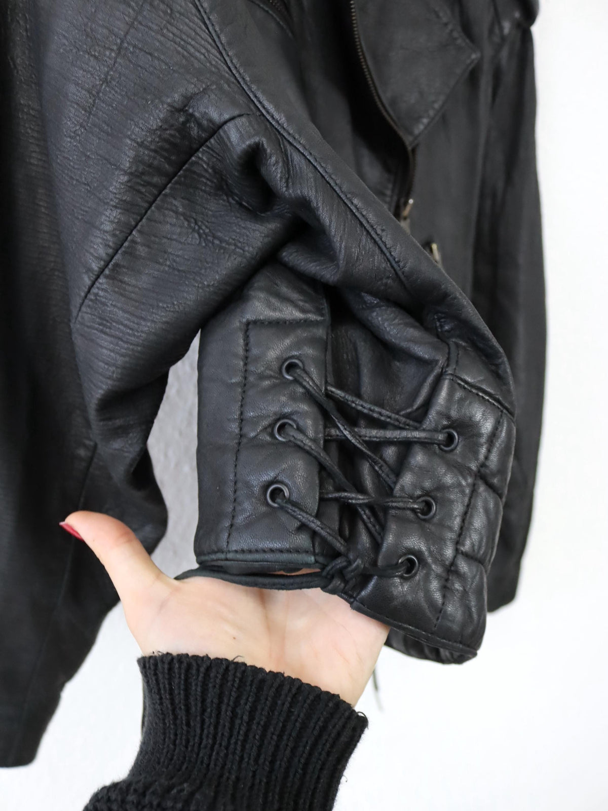 Vintage 80er 90er Bikerjacke Lederjacke schwarz Schnürung schwarz 40 M
