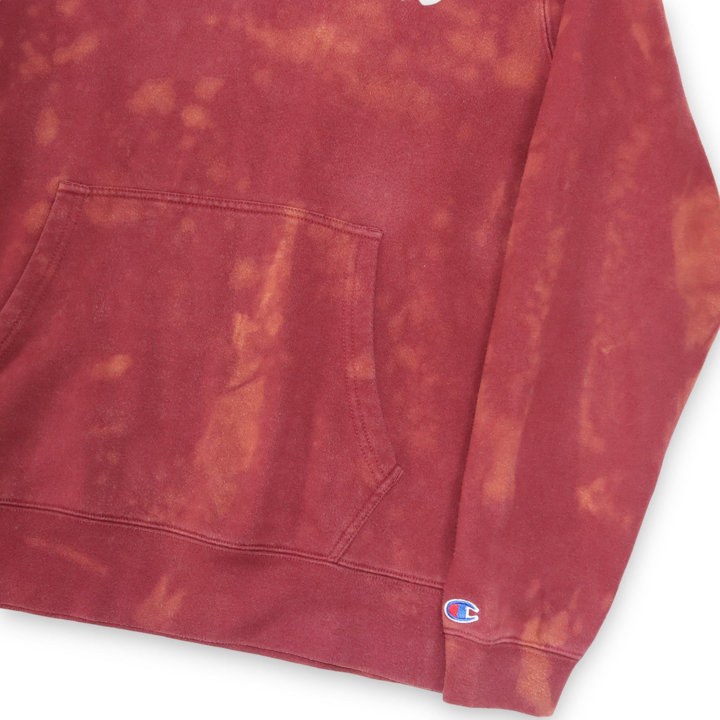 CHAMPION Pullover Hoodie up cycled selfmade Batik weinrot M