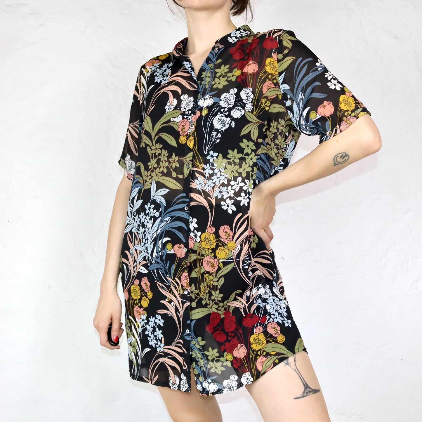 Vintage blouse long blouse slightly transparent floral pattern M