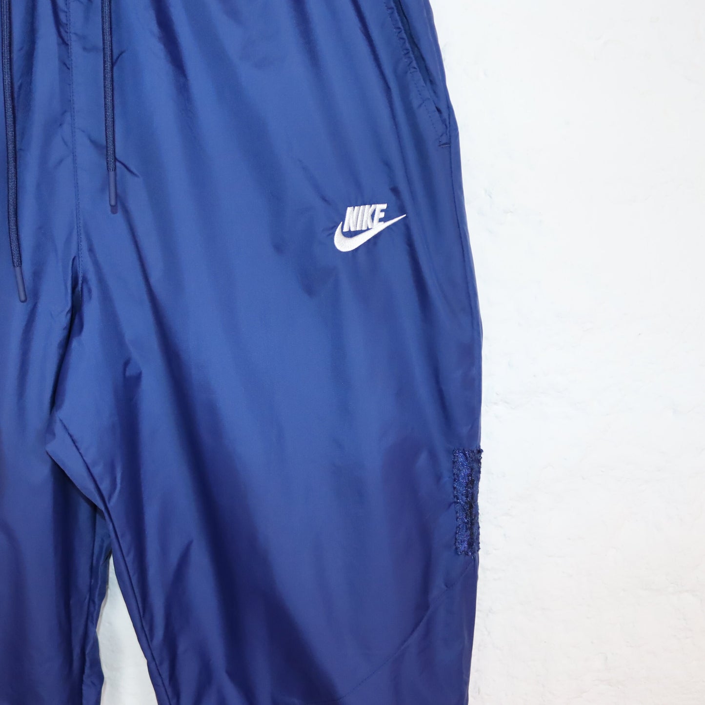 Vintage 90s 00s NIKE tracksuit bottoms dark blue red M