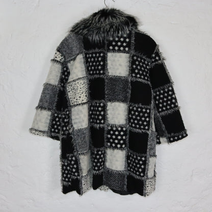 Vintage 80s 90s wool coat with faux fur collar, thin wool, Made in Italy M