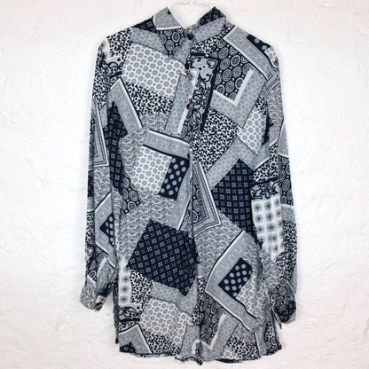 Vintage 80s 90s shirt blouse long sleeve paisley pattern viscose dark blue white L