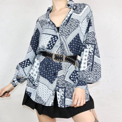 Vintage 80s 90s shirt blouse long sleeve paisley pattern viscose dark blue white L