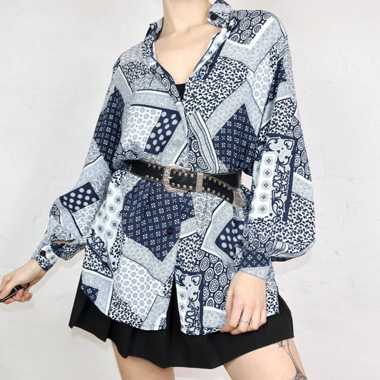Vintage 80s 90s shirt blouse long sleeve paisley pattern viscose dark blue white L
