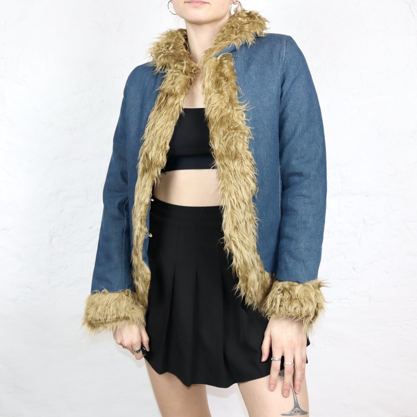 Vintage 00er Y2k NIKITA Jeansjacke leicht gefüttert mit Faux Fur Details Boho Schulterpolster Deadstock S