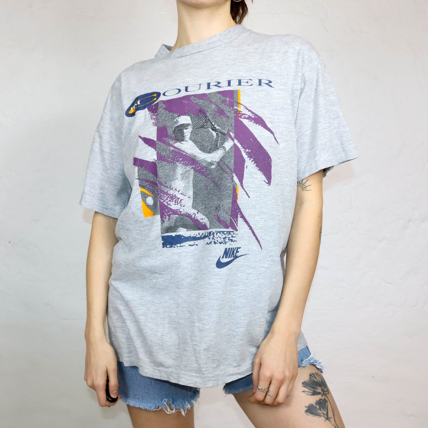 Vintage 80s 90s NIKE Rare T-Shirt short sleeve grey Jim Courier Tennis M