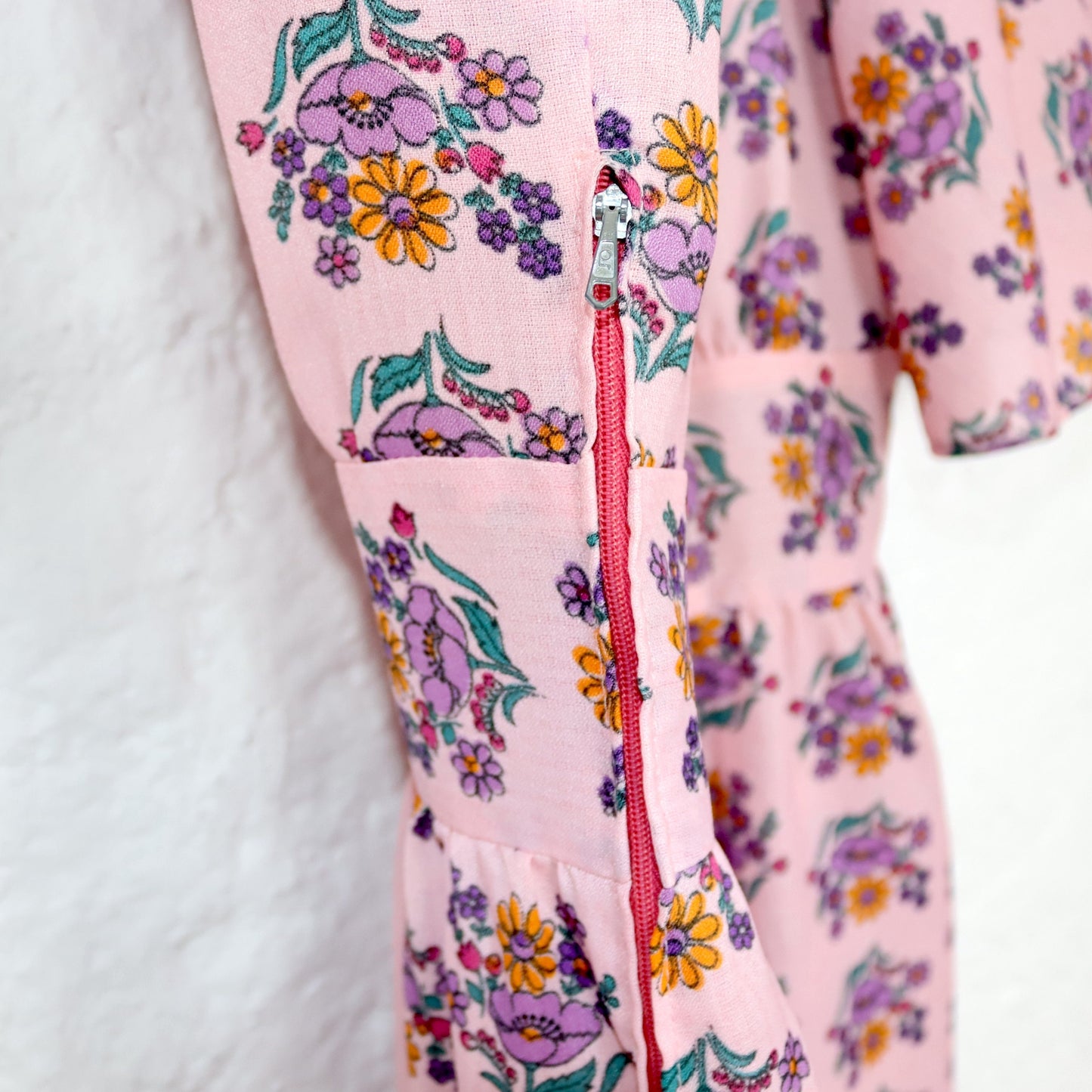 Vintage 80s 90s VEB Auerbach maxi dress short sleeve floral pattern colorful pink DDR S