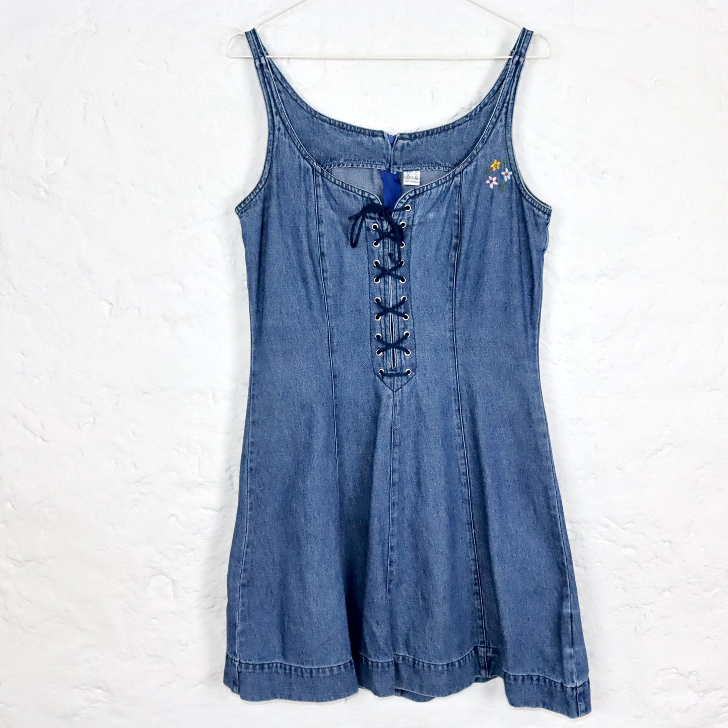 Vintage 80s 90s denim dress mini dress short dress denim embroidery details 38