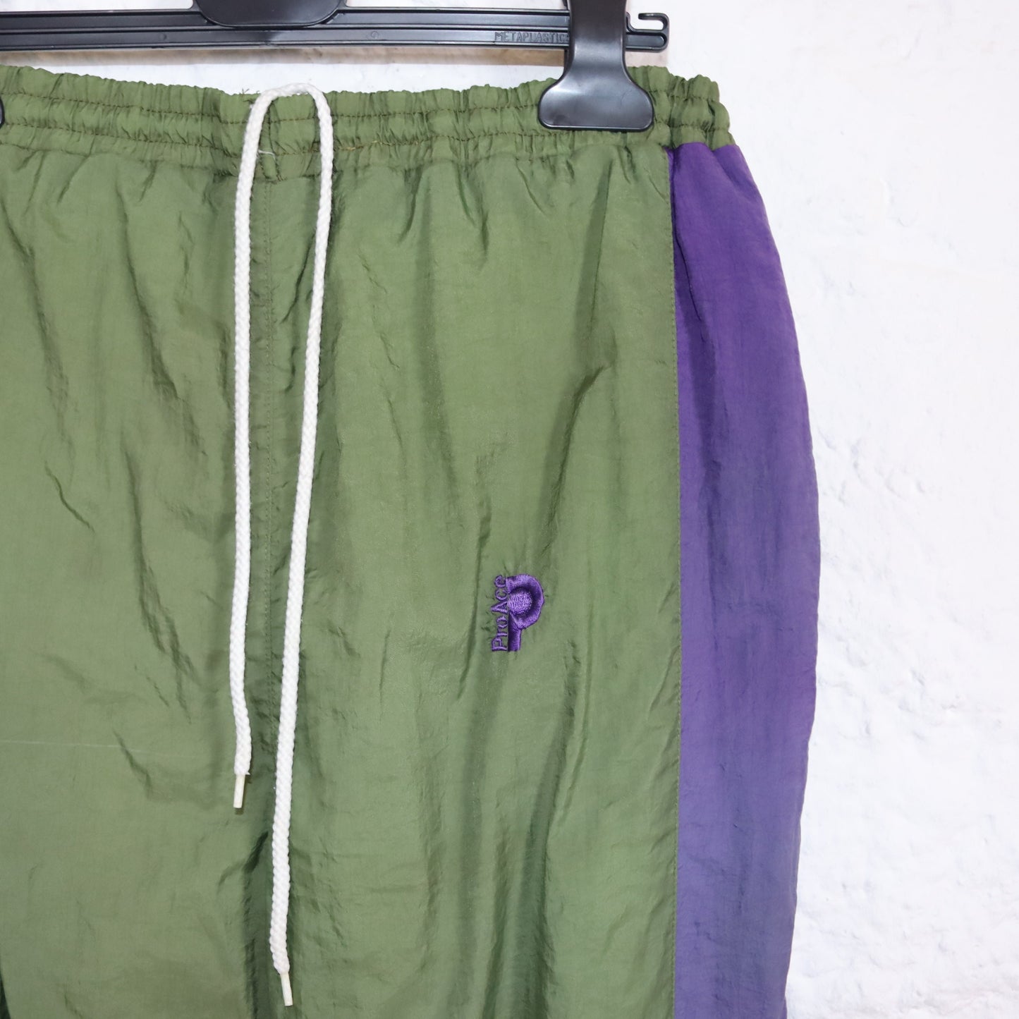 Vintage 80s 90s PROACE tracksuit bottoms shiny purple khaki M