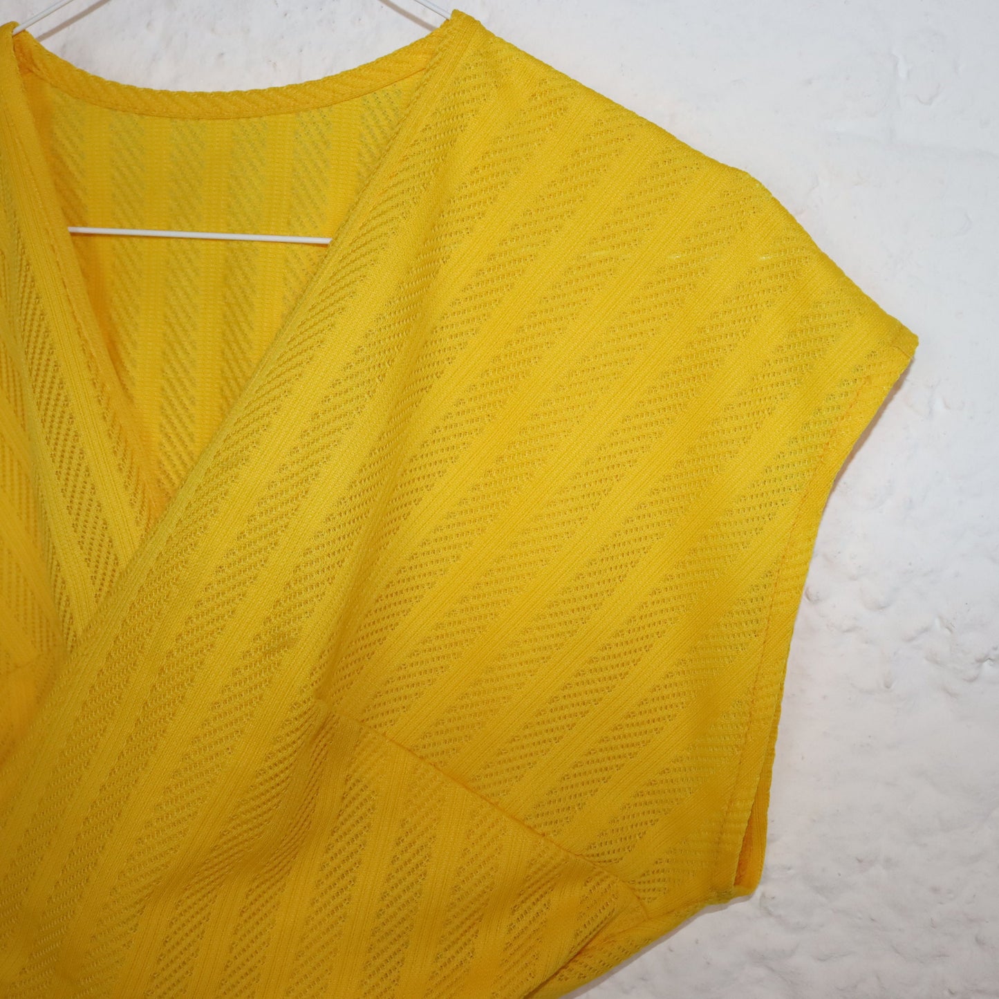 Vintage 70er 80er VEB Jersey Moden DDR Wickelbluse Cardigan kurzarm gelb M