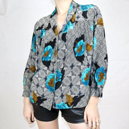 Vintage 80s 90s silk blouse, long-sleeved, crazy pattern, flowers, S/M
