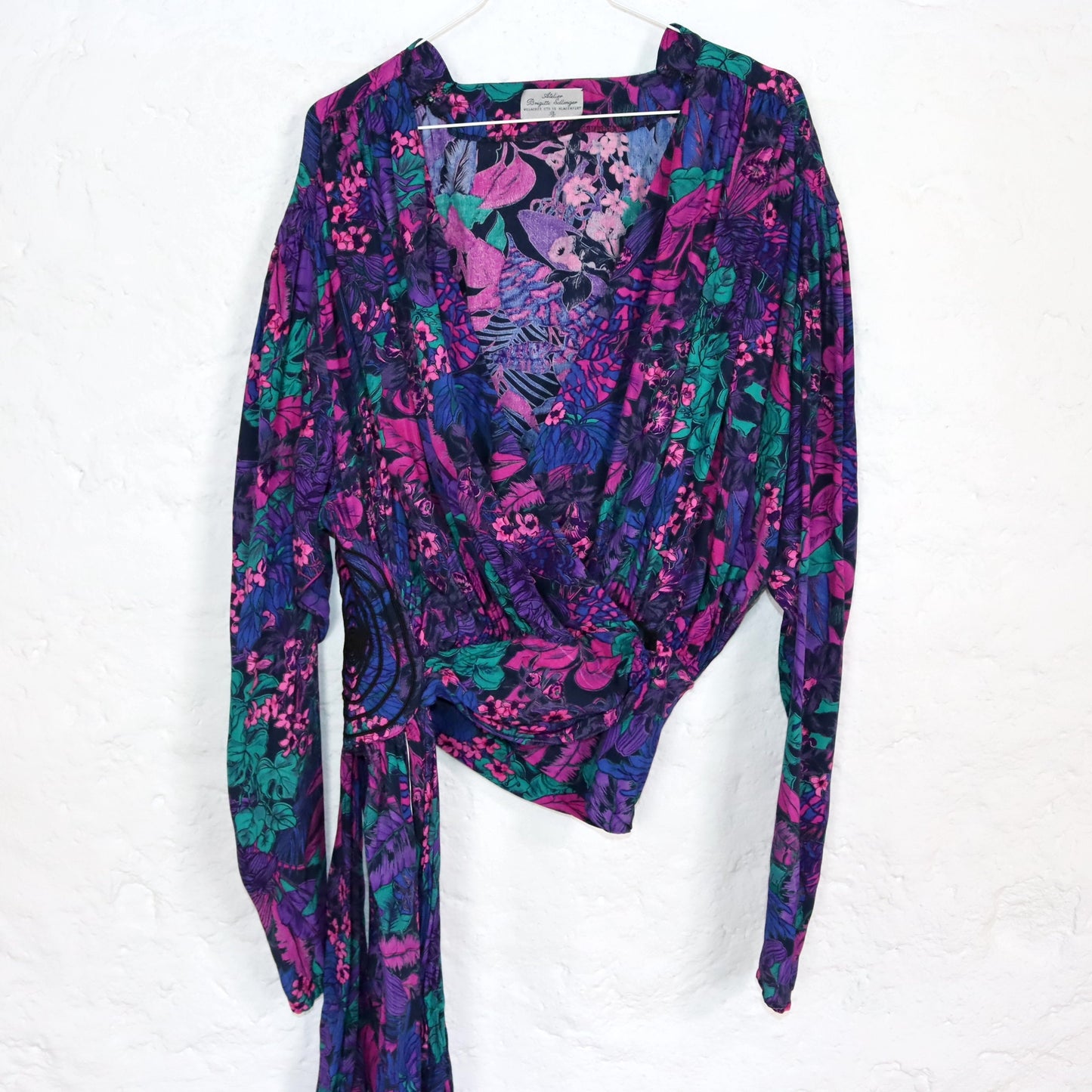 Vintage 80er 90er Atelier Brigitte Edlinger Bluse Wickelbluse crazy pattern Lila grün M