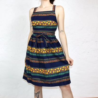 Vintage 70er 80er HERZMÄDEL Bekleidung Erfurt DDR Zweiteiler Rock Top Kleid gemustert S
