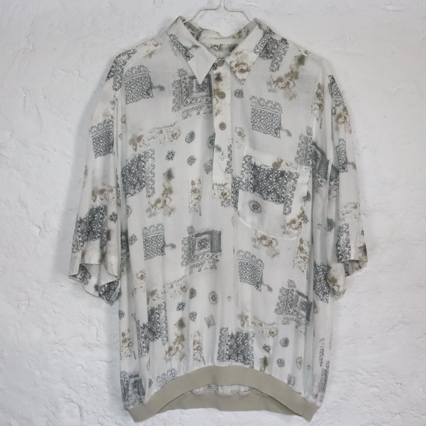 Vintage 80er 90er Hemd crazy pattern weiß beige kurzarm XL