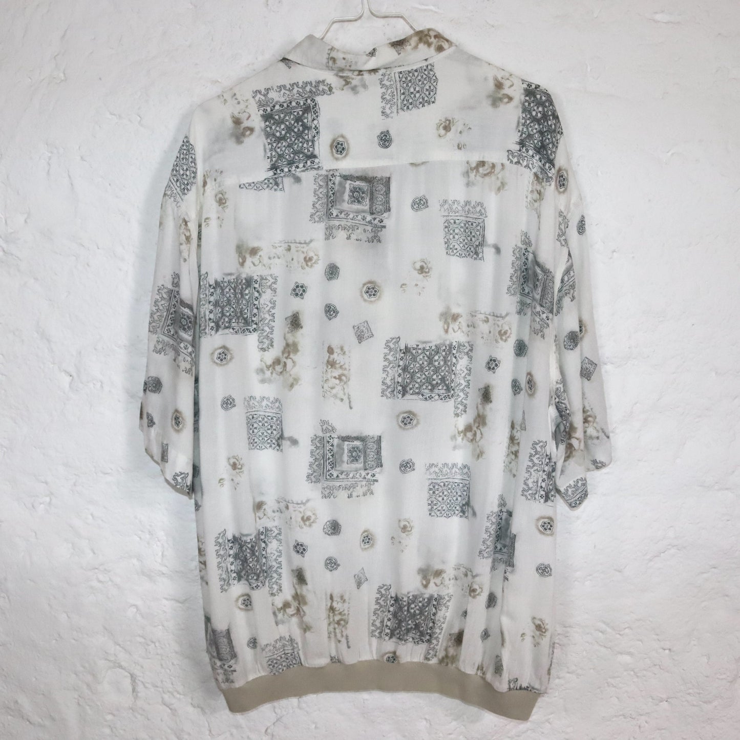 Vintage 80er 90er Hemd crazy pattern weiß beige kurzarm XL