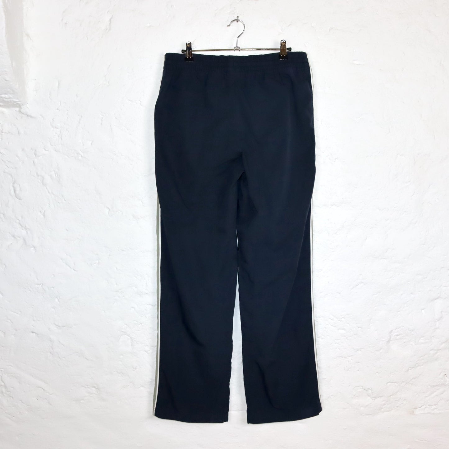 Vintage 80s 90s NIKE jogging pants tracksuit pants straight leg baggy dark blue S/M