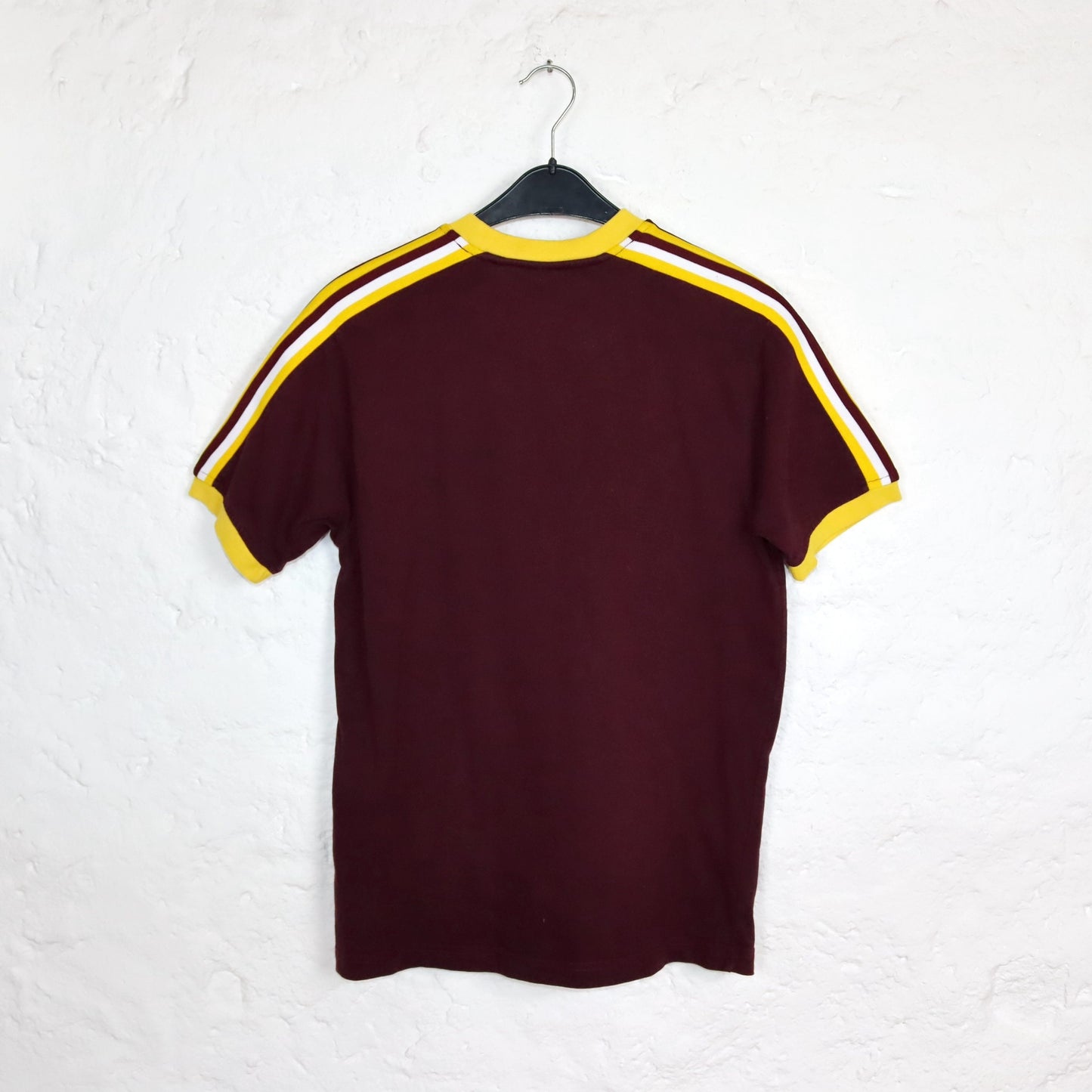Vintage 80s 90s BB LONDON T-shirt short sleeve Portugal yellow dark red S/M