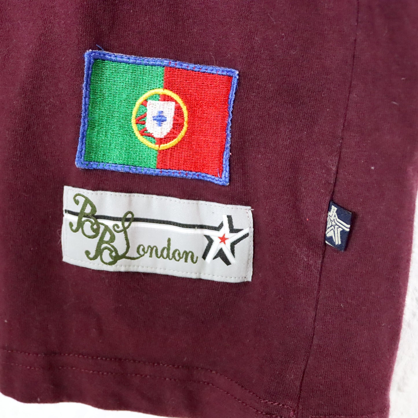 Vintage 80s 90s BB LONDON T-shirt short sleeve Portugal yellow dark red S/M