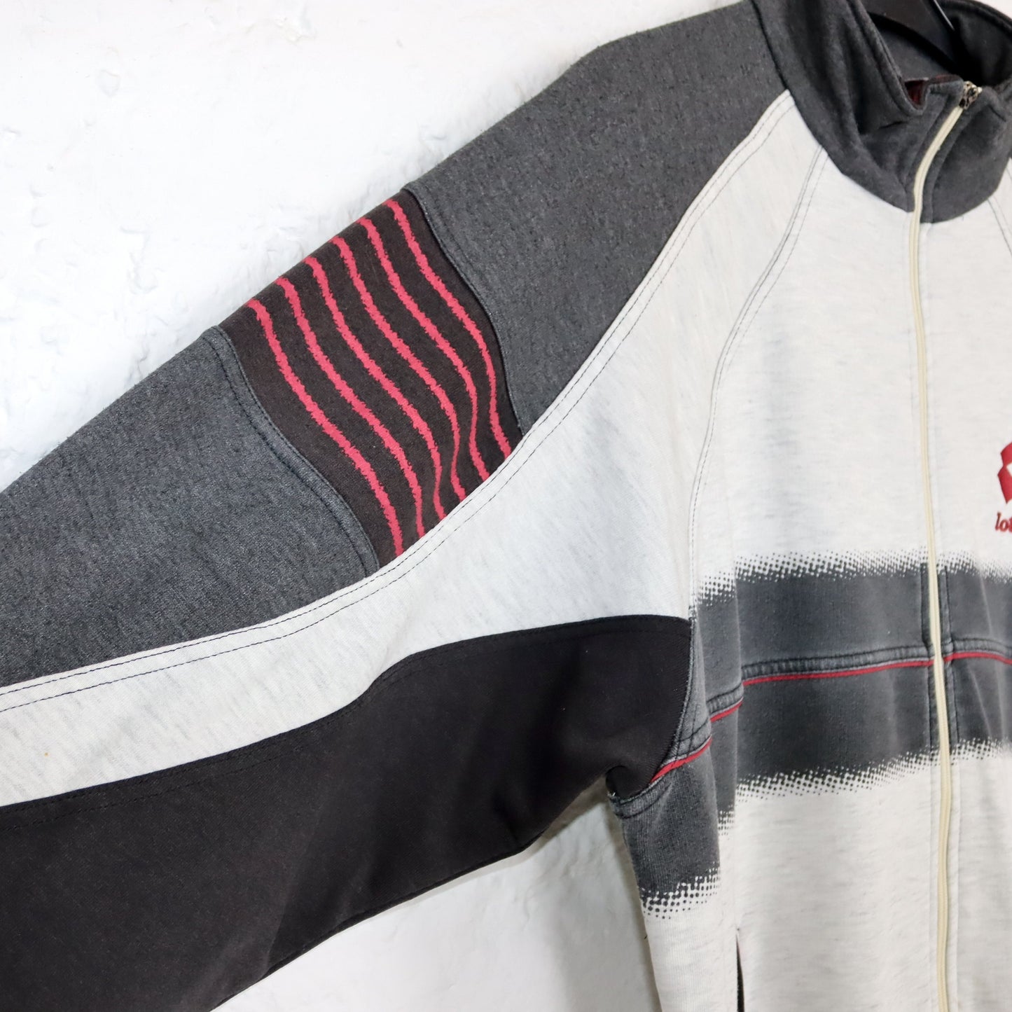 Vintage 80er 90er LOTTO Tennis Jacke Sweatshirt Stehkragen grau rot L