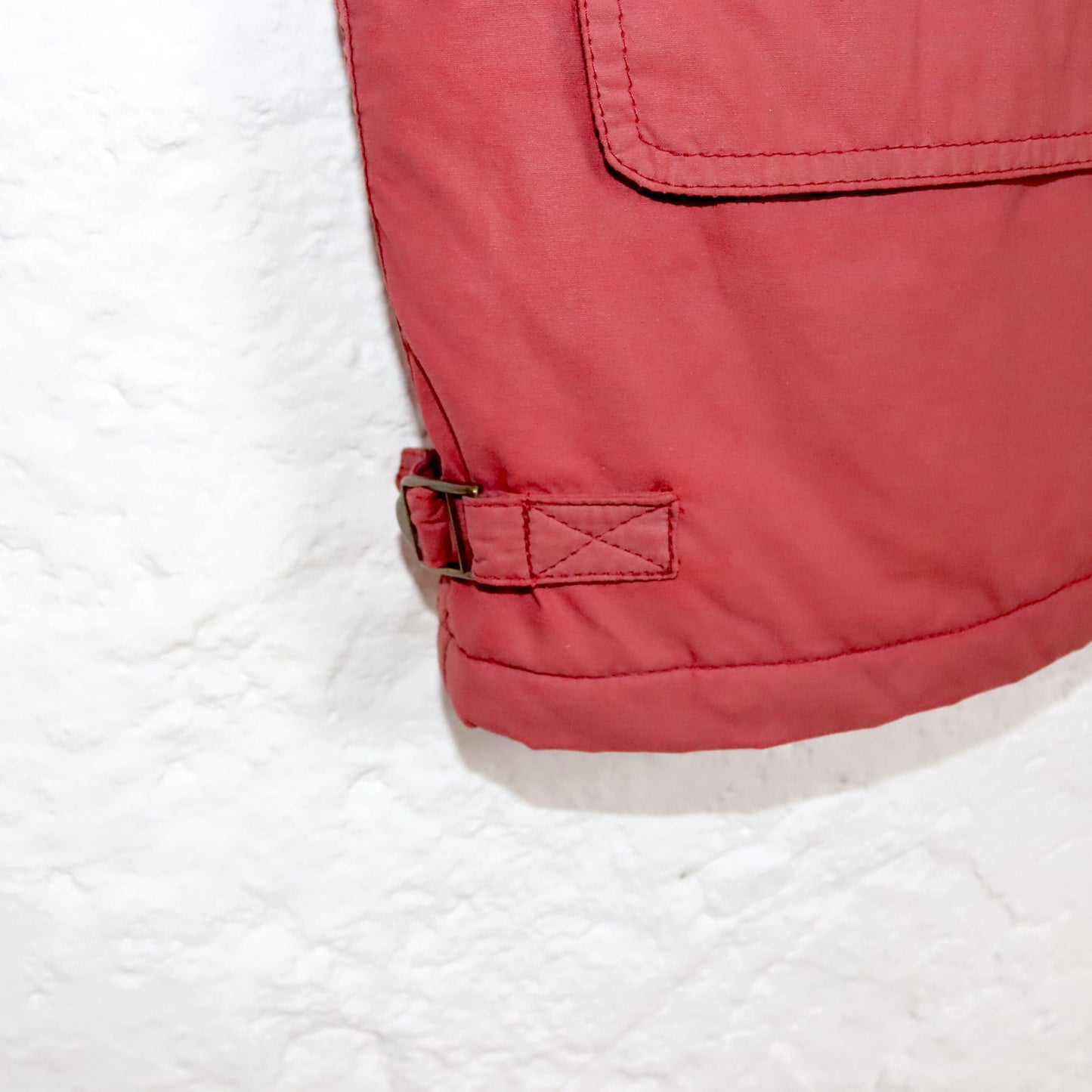 Vintage 80s 90s LEVIS cargo vest lined red XL