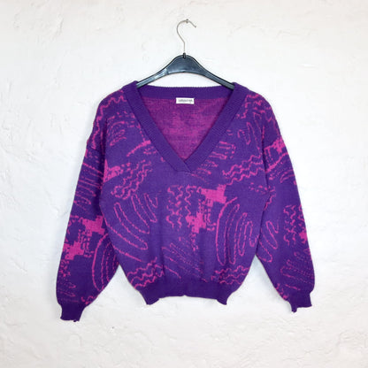 Vintage 80s 90s PASSPORT sweater V-neck crazy pattern purple XS