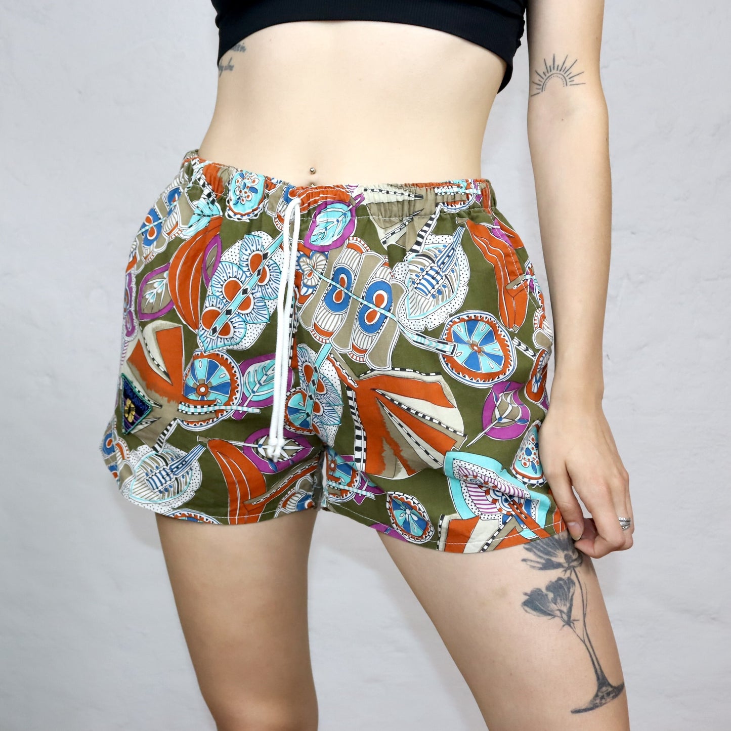 Vintage 80er 90er COTTON SAILORS Shorts kurze Hose crazy pattern bunt L