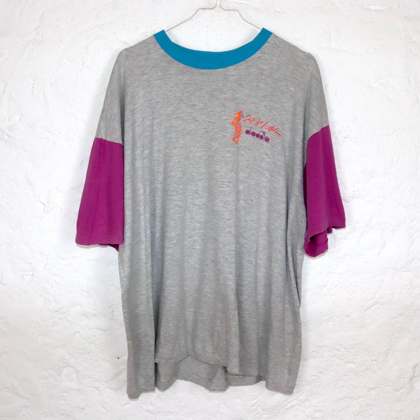 Vintage 80s 90s DIADORA T-Shirt short sleeve print grey pink blue crazy pattern L