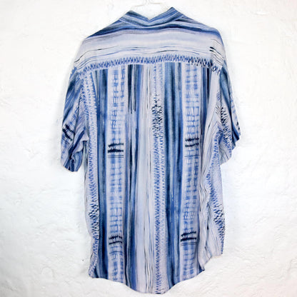 Vintage 80s 90s shirt short sleeve batik crazy pattern blue white L