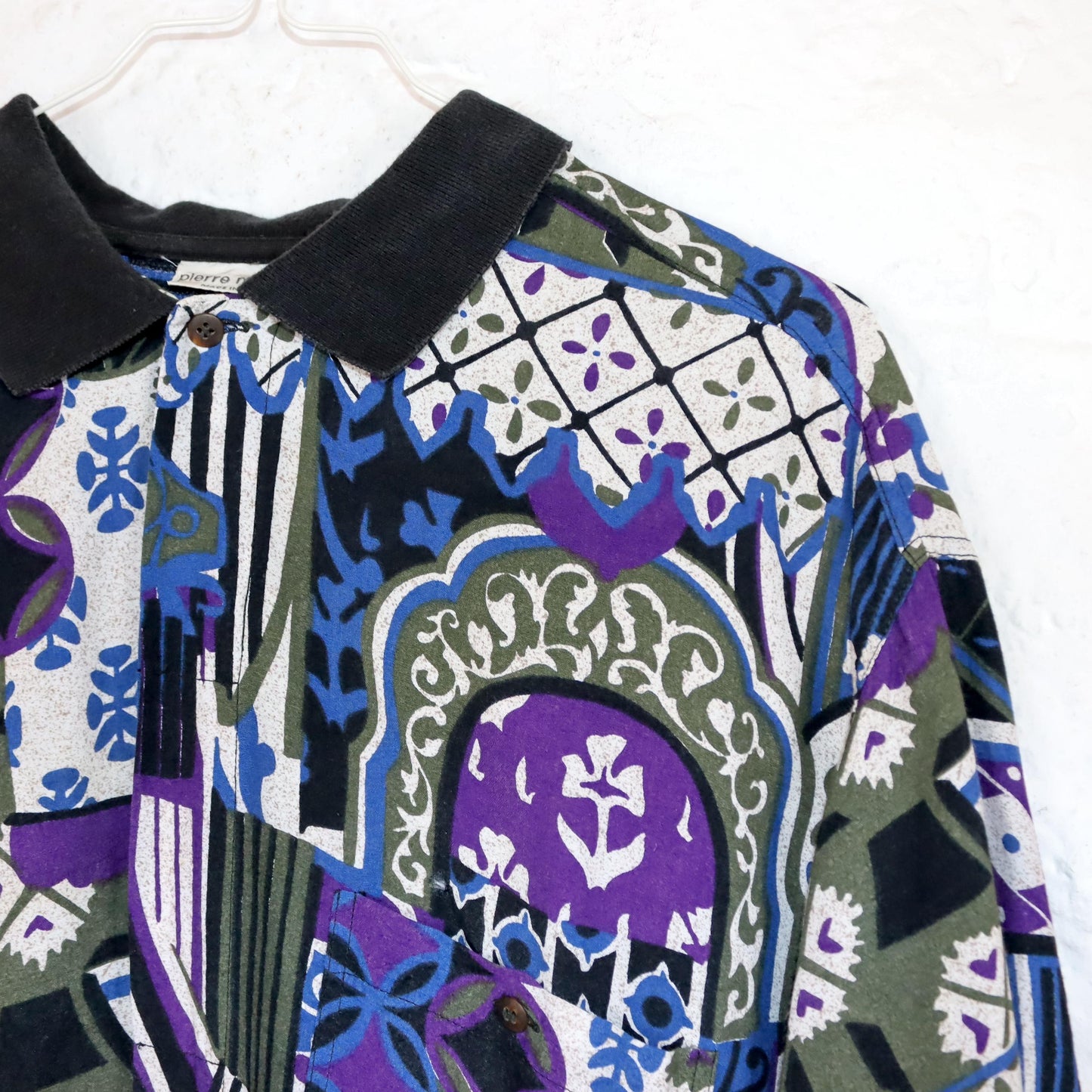 Vintage 80s 90s PIERRE MONET shirt short sleeve crazy pattern viscose colorful L