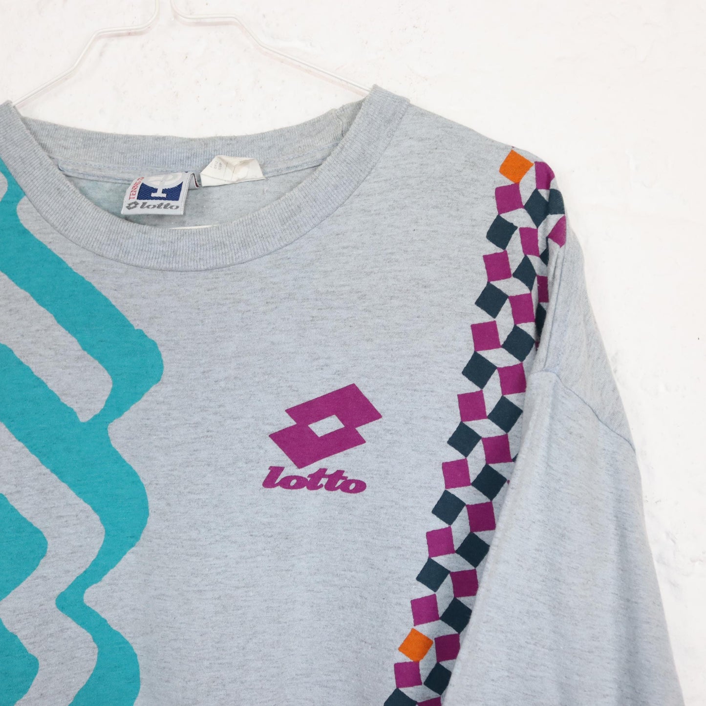 Vintage 80s 90s LOTTO T-shirt short sleeve crazy pattern light blue XL