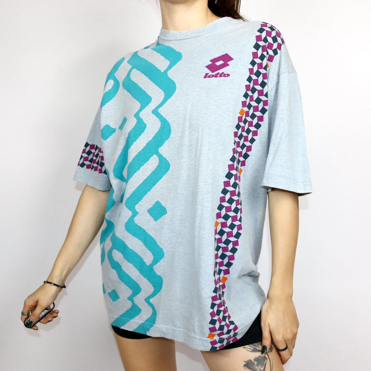 Vintage 80s 90s LOTTO T-shirt short sleeve crazy pattern light blue XL