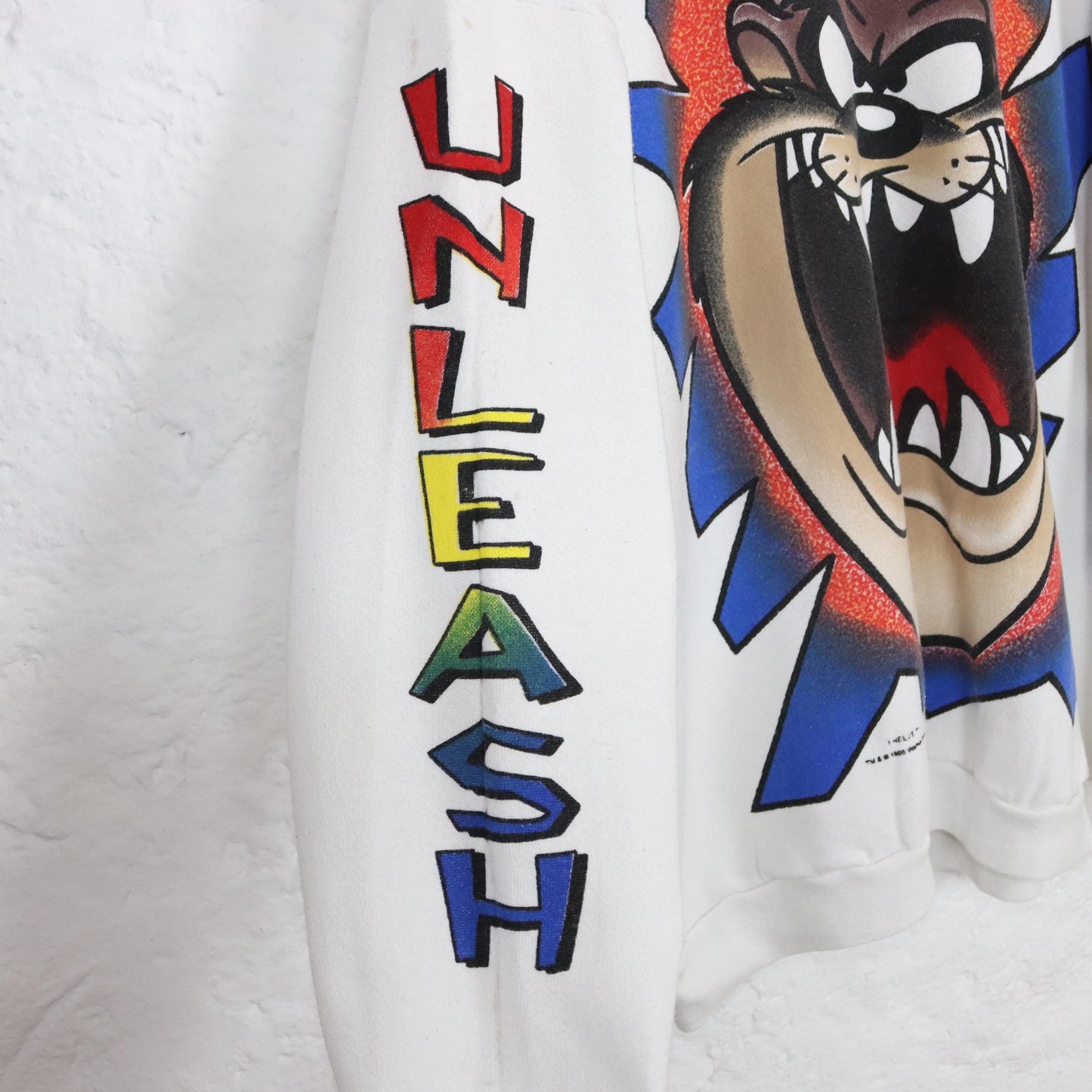 Vintage 80er 90er LOONEY TUNES 1996 Rare Sweatshirt Pullover Print Unleash the Beast Freeze Warner Bros XL