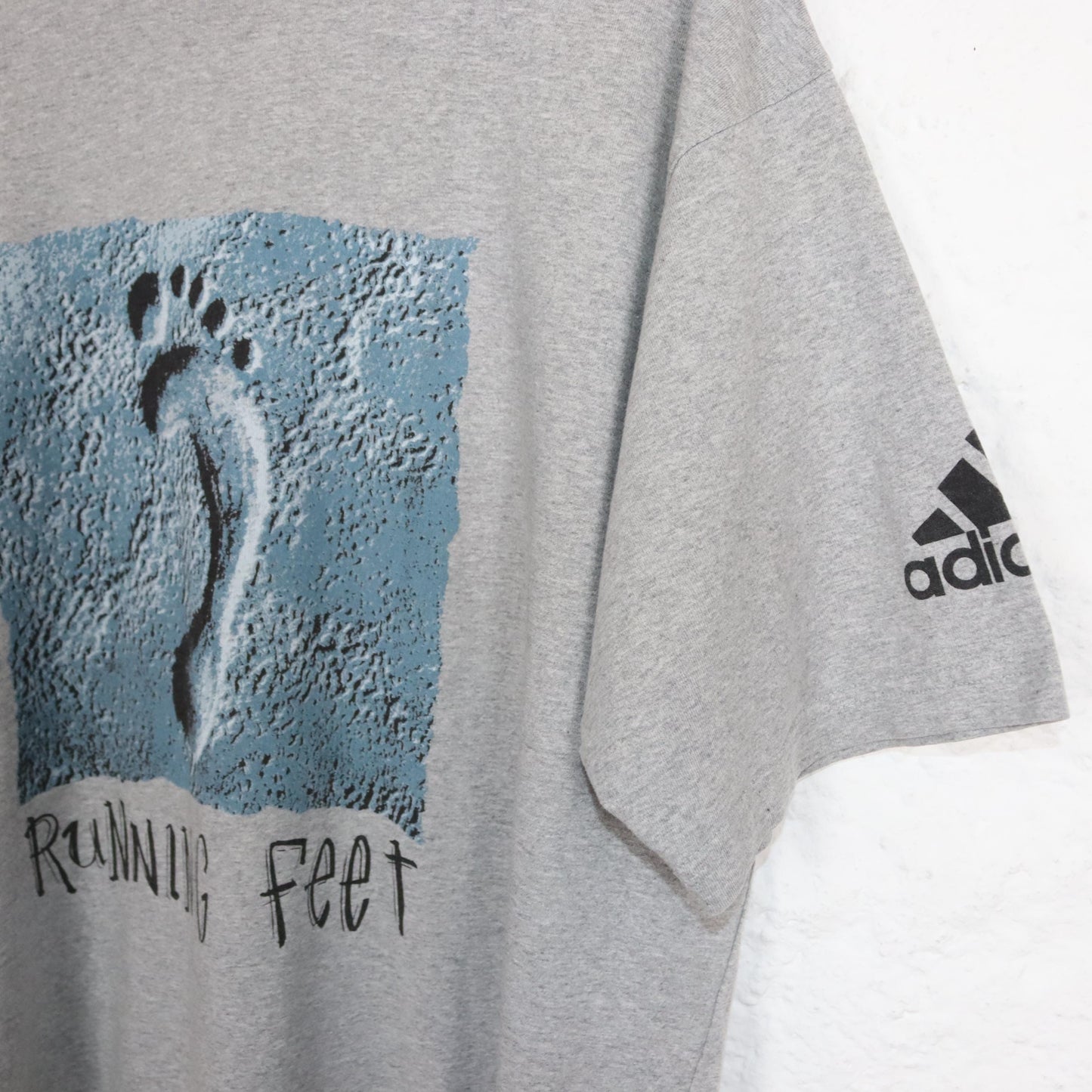 Vintage 80s 90s ADIDAS T-Shirt short sleeve grey print XL