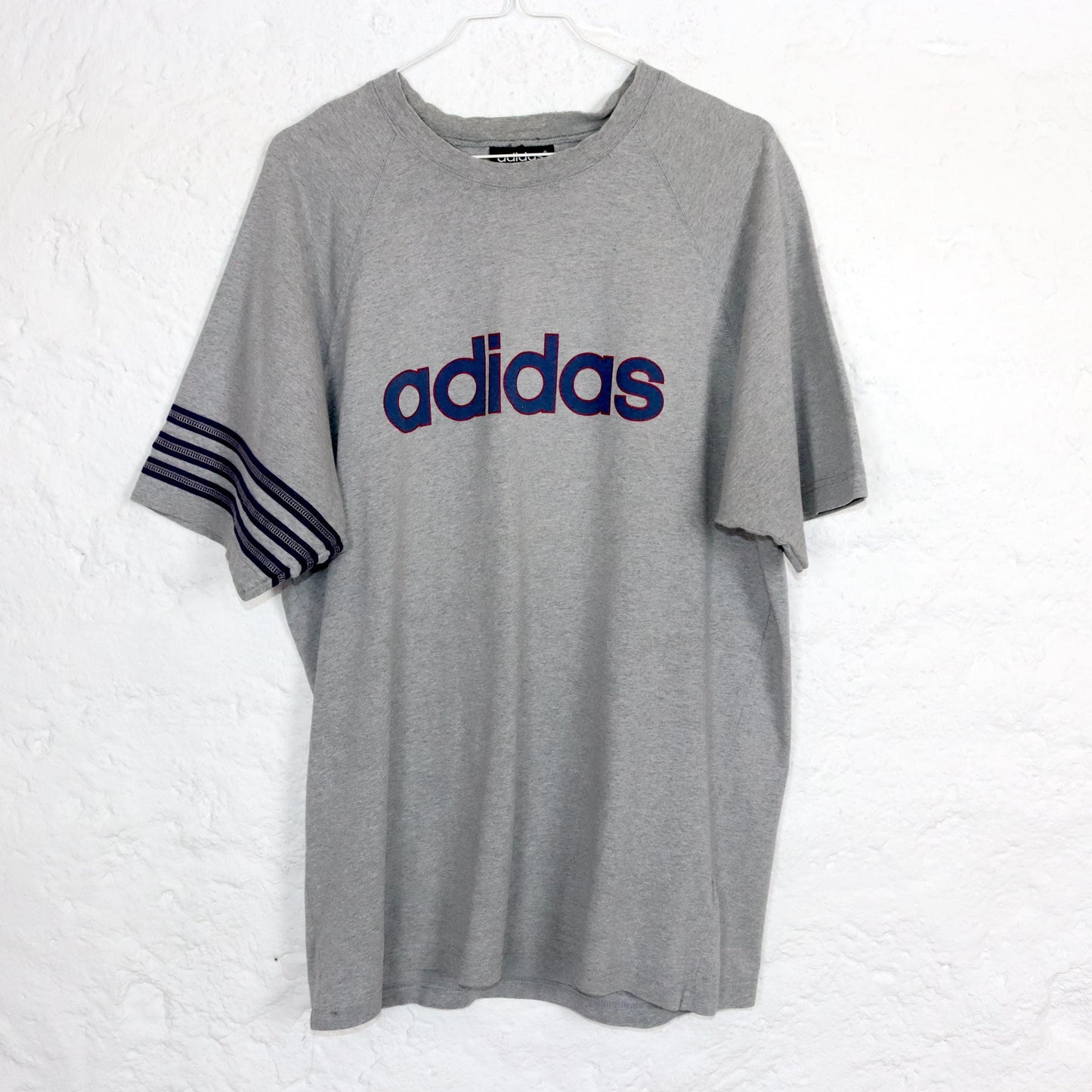 Vintage 80s 90s ADIDAS T-Shirt short sleeve grey print M