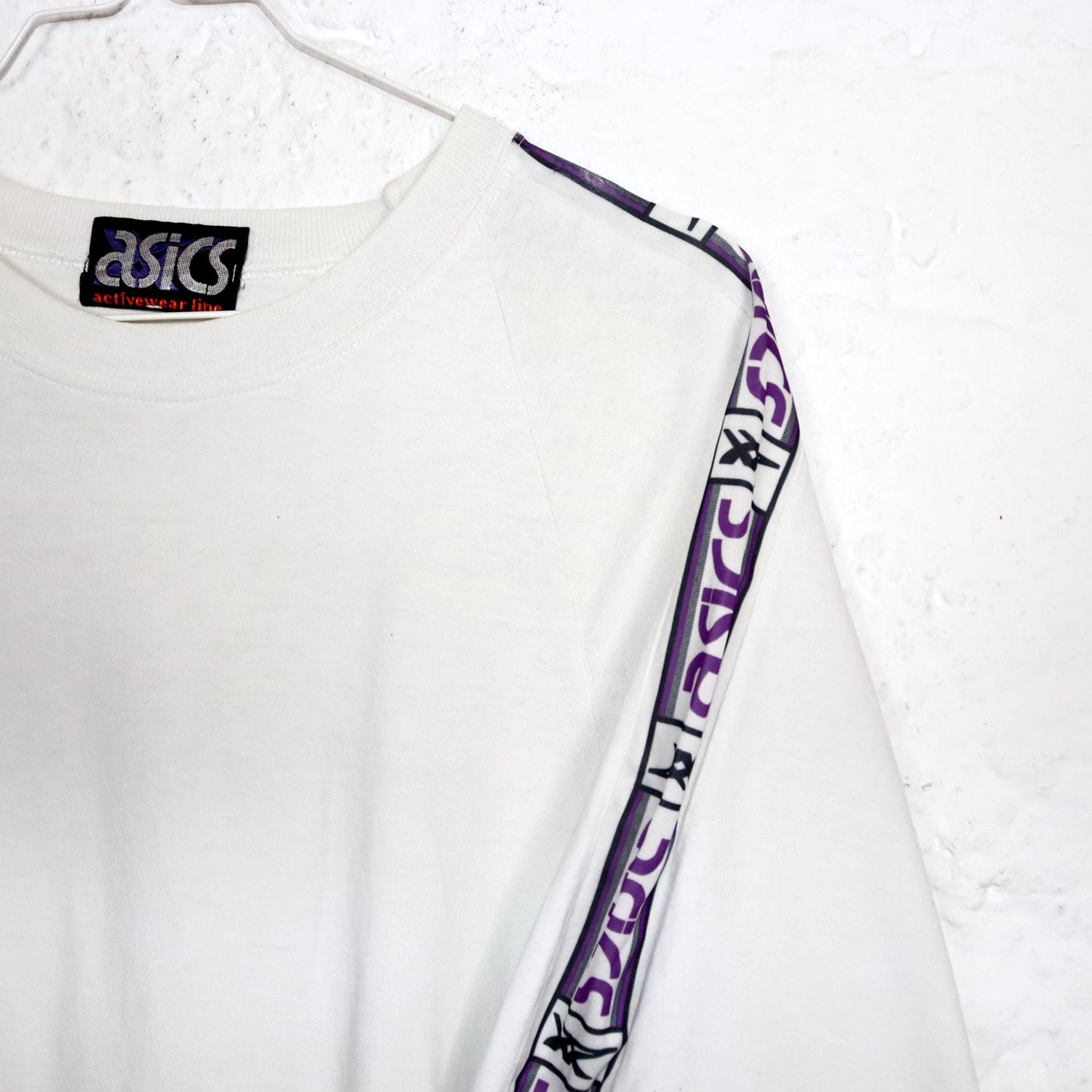 Vintage 80s 90s ASICS T-Shirt short sleeve white purple M/L