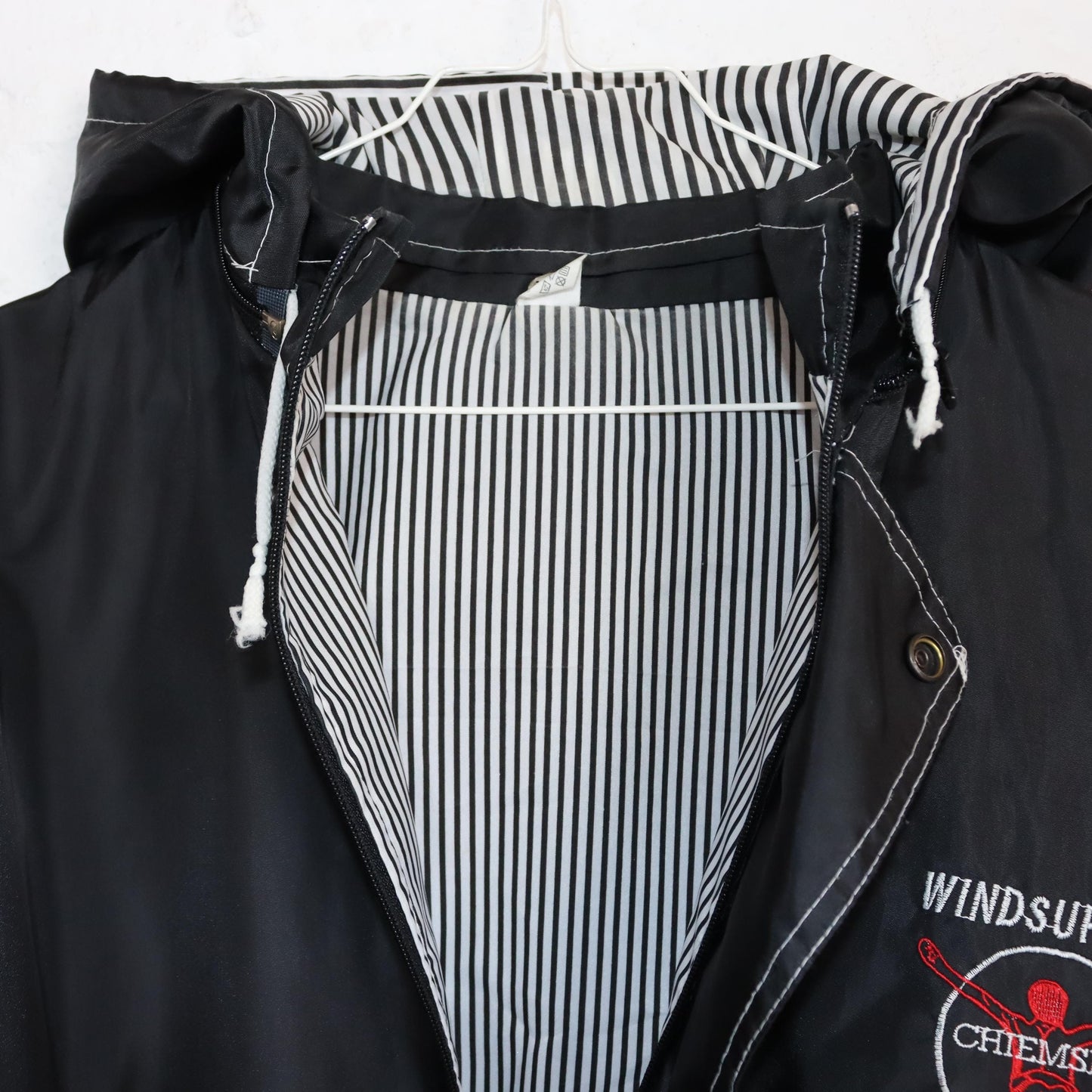 Vintage 80s 90s CHIEMSEE rain jacket vest windbreaker black with hood XXL
