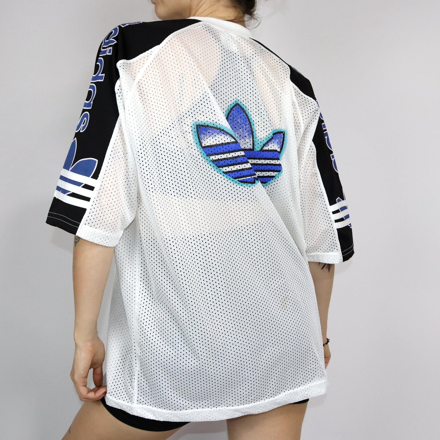 Vintage 80s 90s ADIDAS jersey mesh T-shirt short sleeve white blue D9 XL