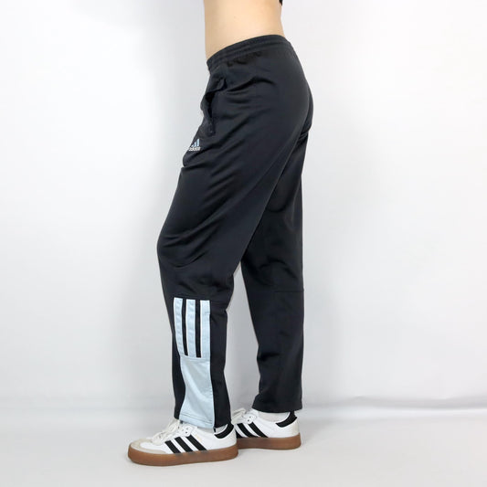 Vintage 80s 90s ADIDAS jogging pants tracksuit pants black light blue M