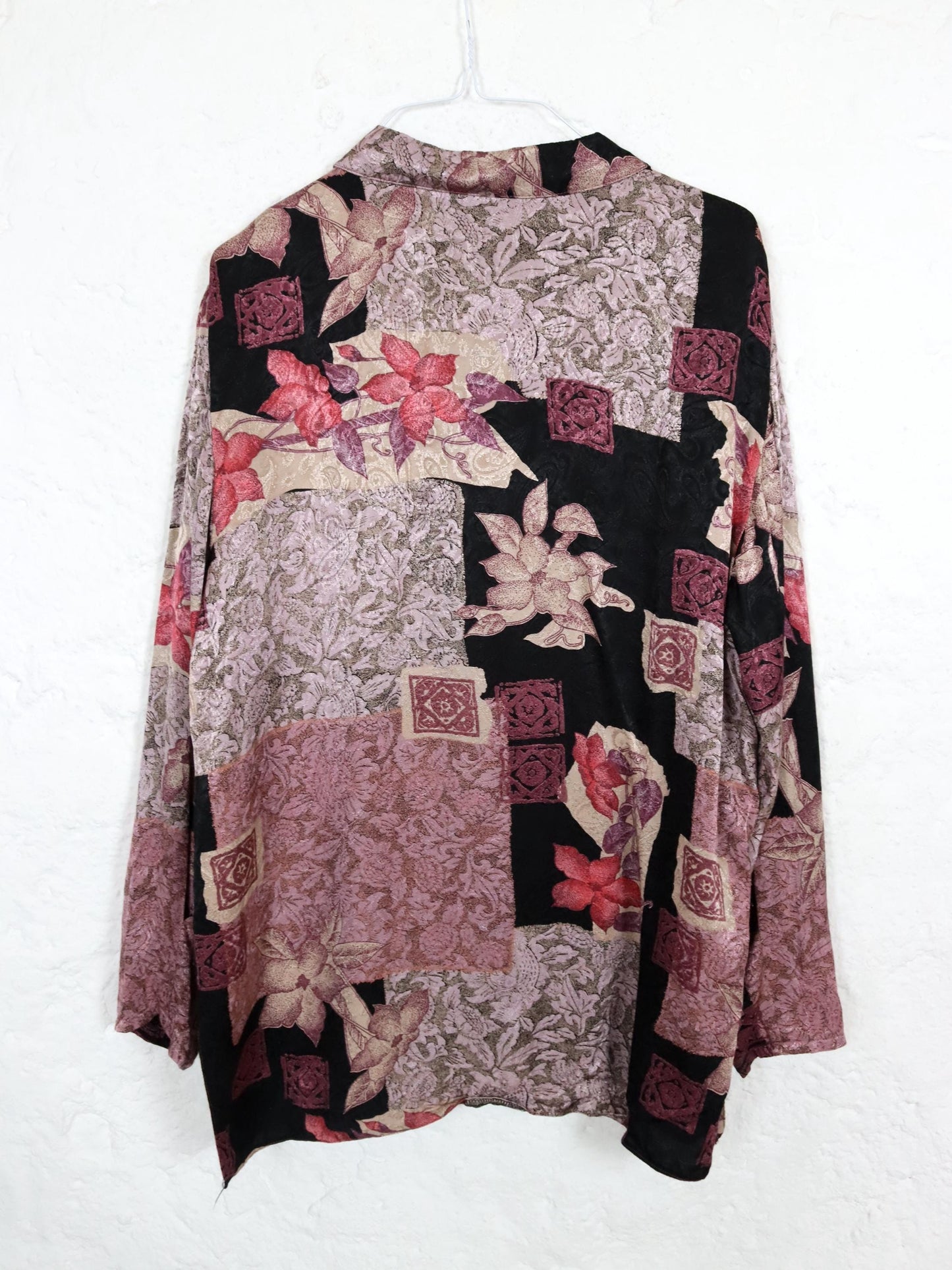 Vintage 80s 90s blouse long sleeve crazy pattern shiny 40