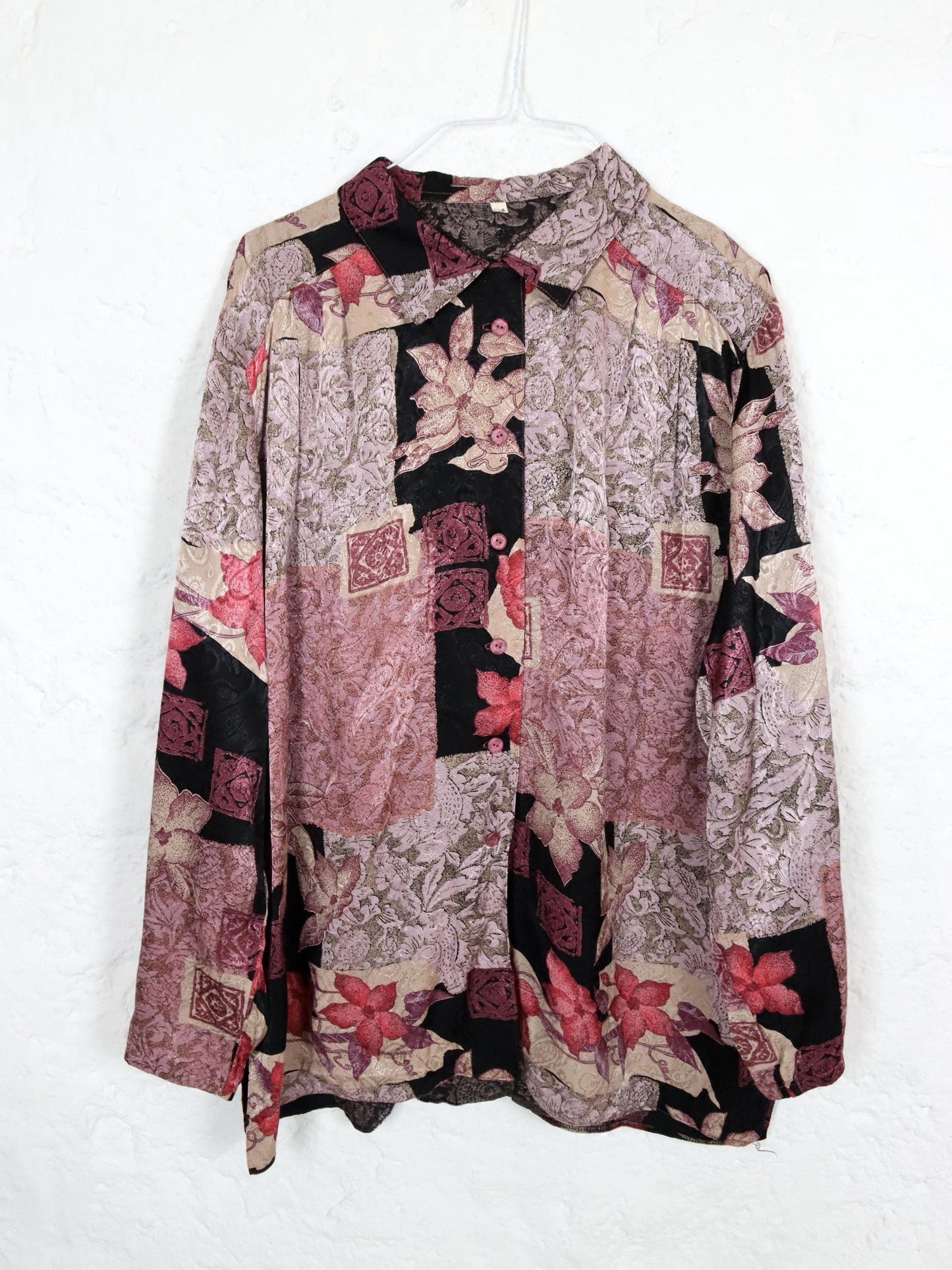 Vintage 80s 90s blouse long sleeve crazy pattern shiny 40